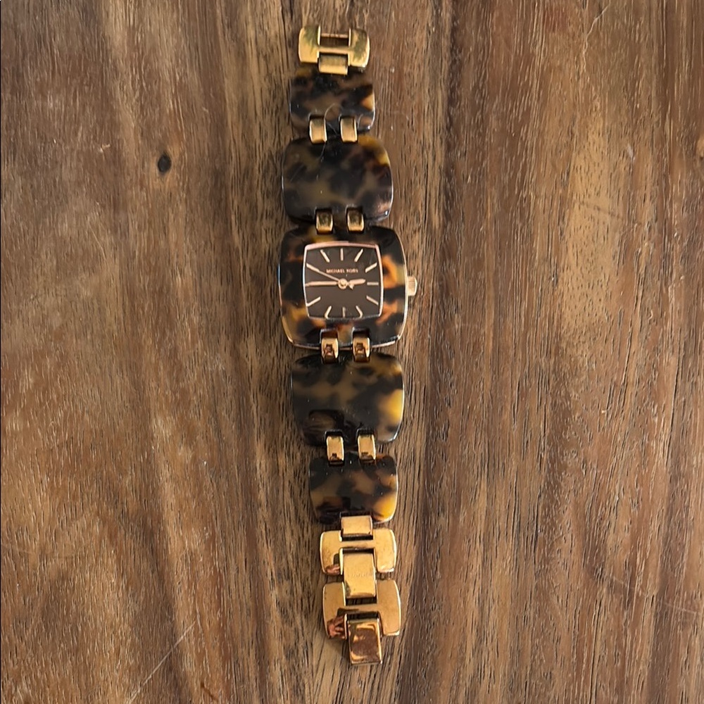 EUC Michael Kors Tortoise Shell and Gold Watch Bracelet